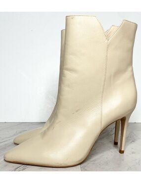 Schutz Betsey Eggshell Leather Pointy Toe Heeled Bootie 8 1/2 B